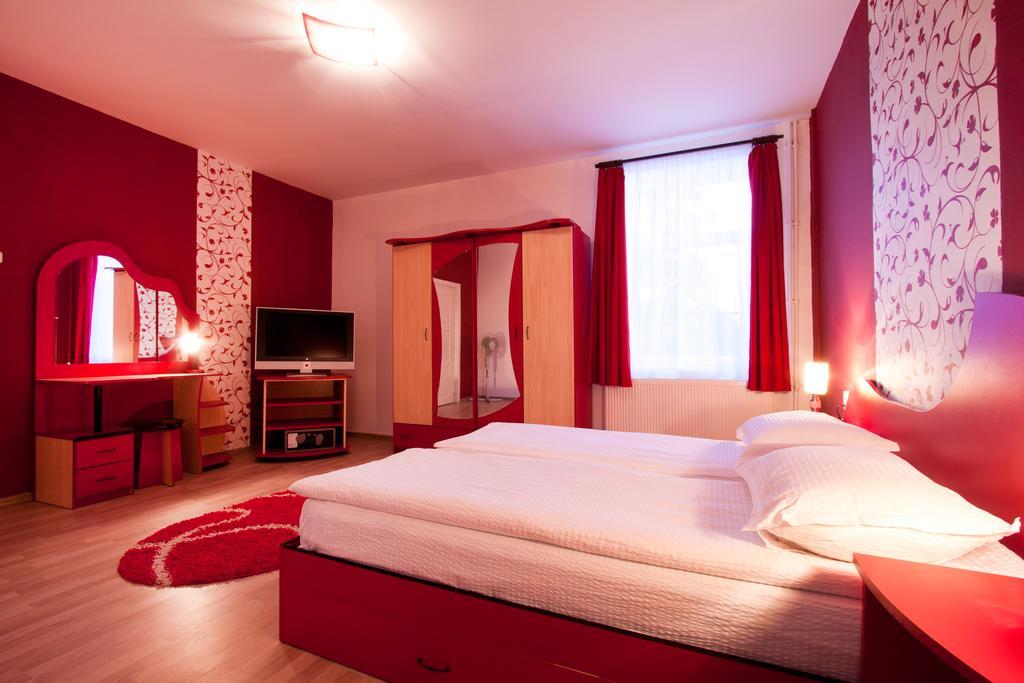 Filo Hotel Gyergyószentmiklós Kültér fotó