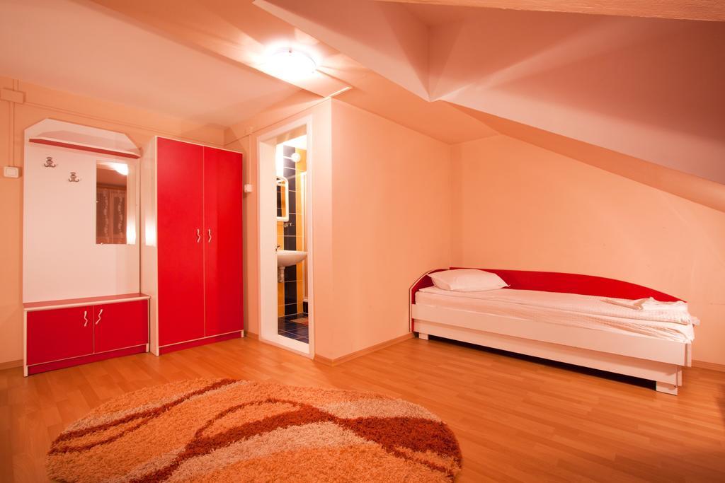 Filo Hotel Gyergyószentmiklós Kültér fotó